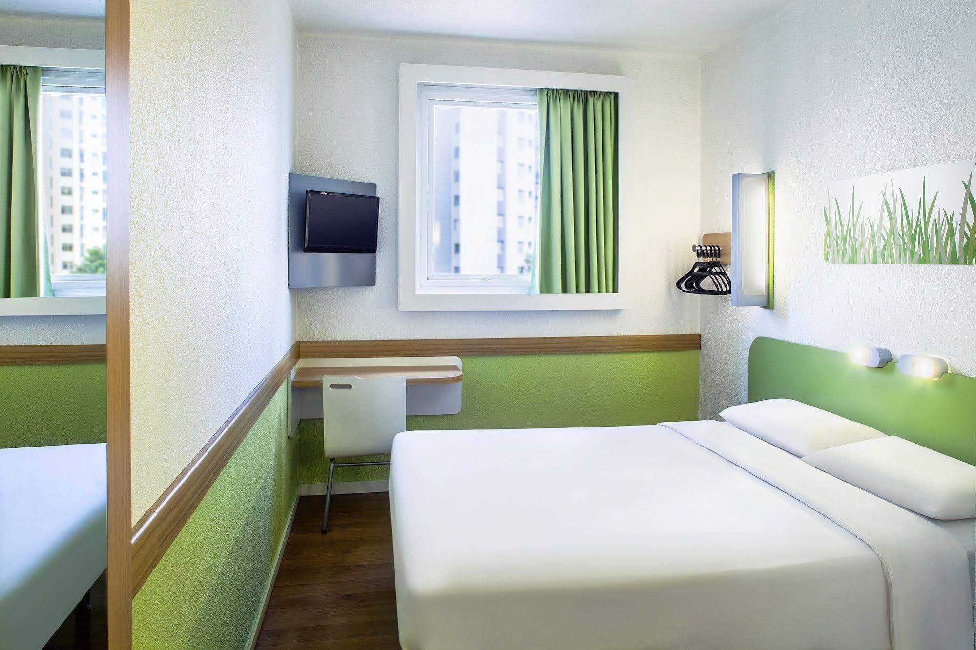 Ibis Budget Belo Horizonte Minascentro Exterior foto